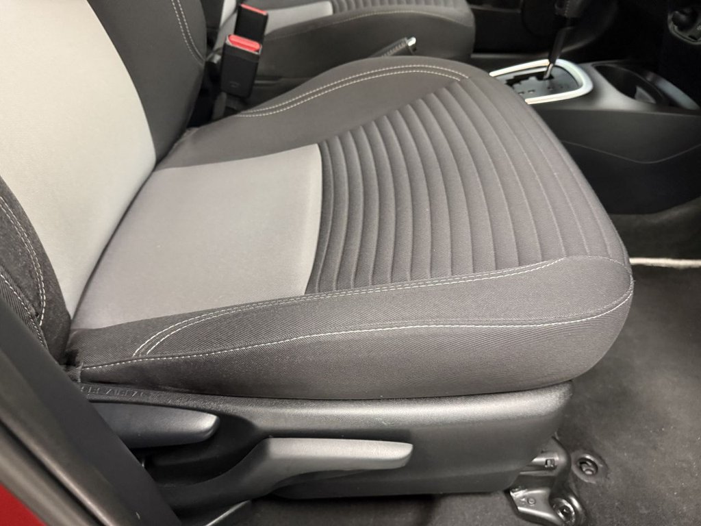 Used Toyota Yaris 2017 for sale - 76883748: Photo 18