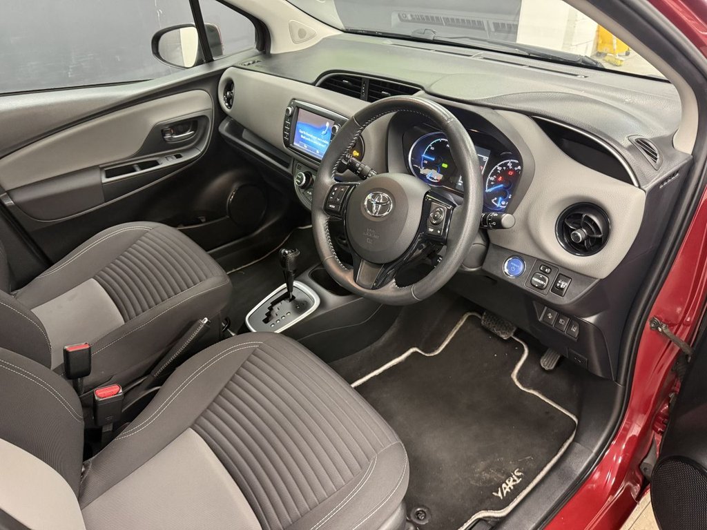 Used Toyota Yaris 2017 for sale - 76883748: Photo 20