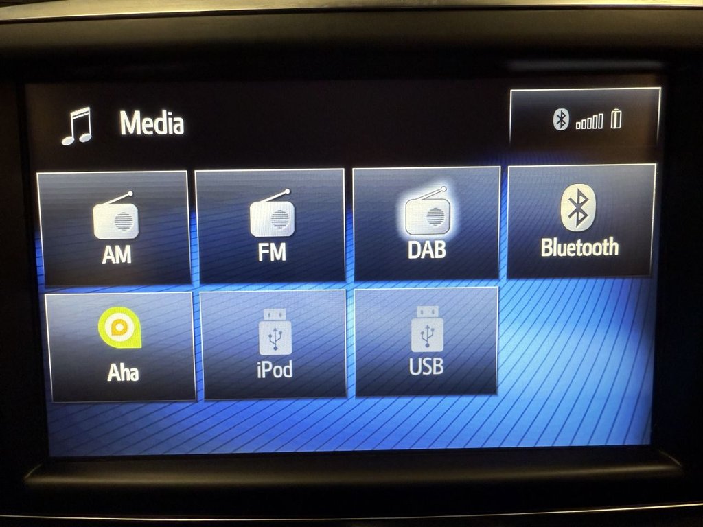 Used Toyota Yaris 2017 for sale - 76883748: Photo 28