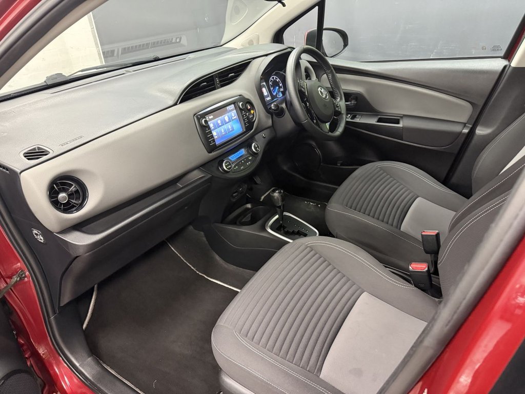 Used Toyota Yaris 2017 for sale - 76883748: Photo 35