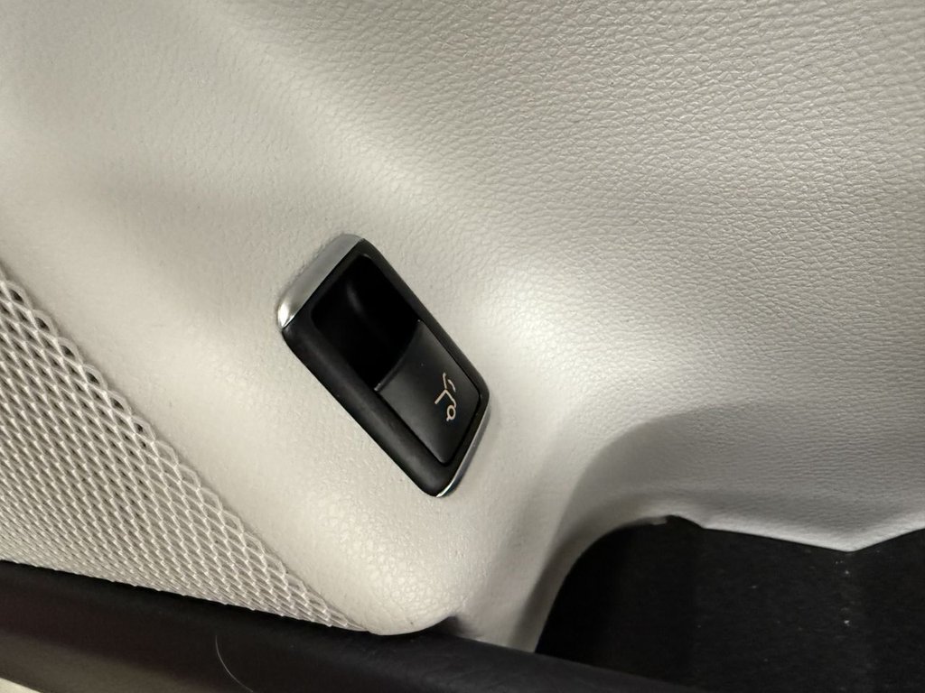 Used Mercedes-Benz GLA 2018 for sale - 77593679: Photo 18