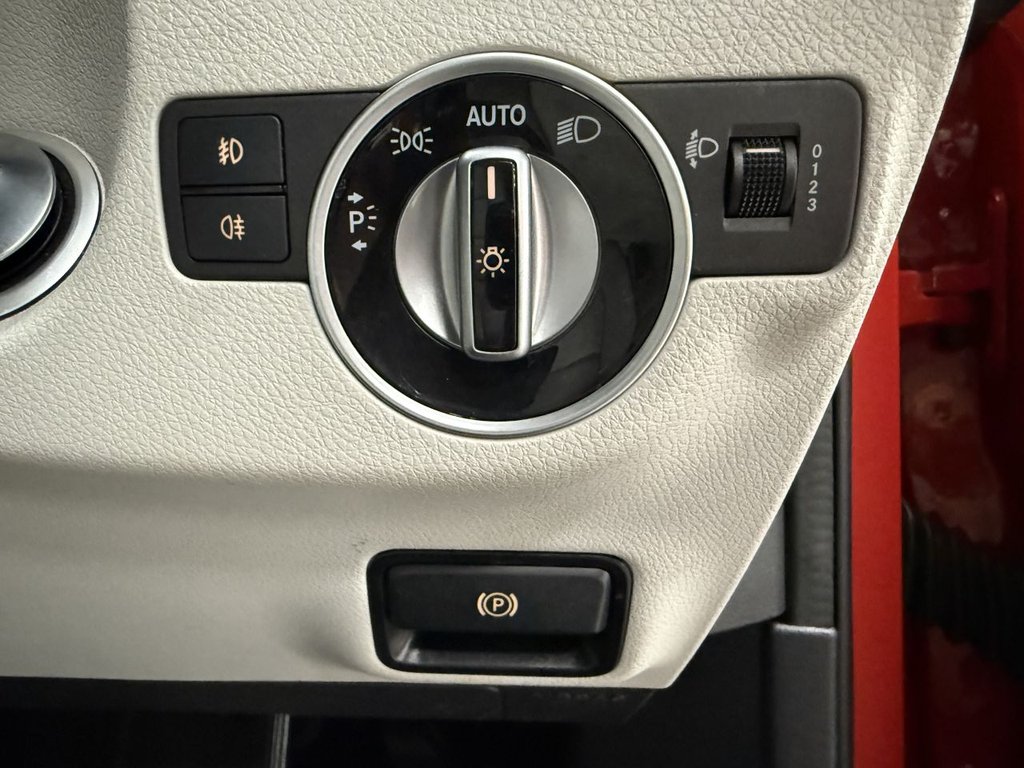 Used Mercedes-Benz GLA 2018 for sale - 77593679: Photo 35