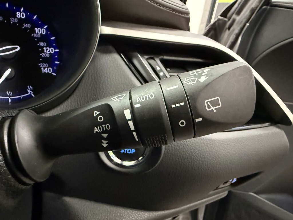 Used Toyota C-HR 2017 for sale - 76439094: Photo 24