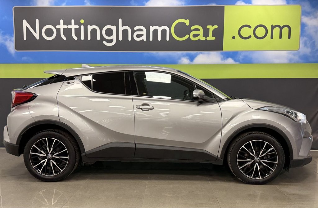 Used Toyota C-HR 2017 for sale - 76439094: Photo 3