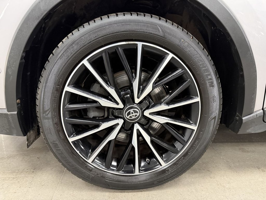 Used Toyota C-HR 2017 for sale - 76439094: Photo 40