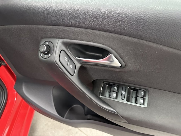 Used Volkswagen Polo 2010 for sale - 76266530: Photo 13