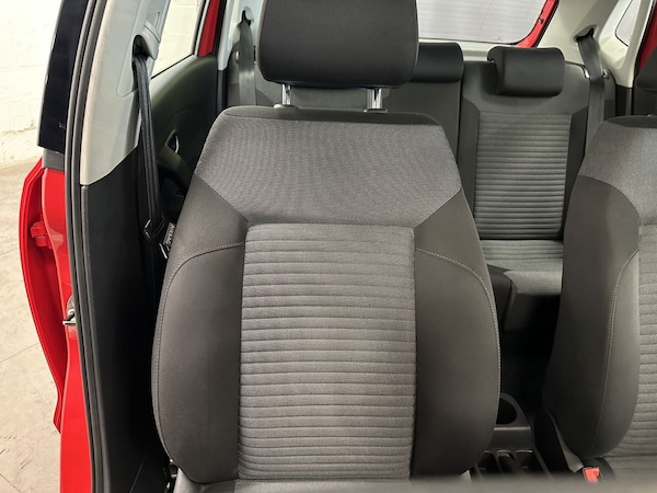 Used Volkswagen Polo 2010 for sale - 76266530: Photo 15