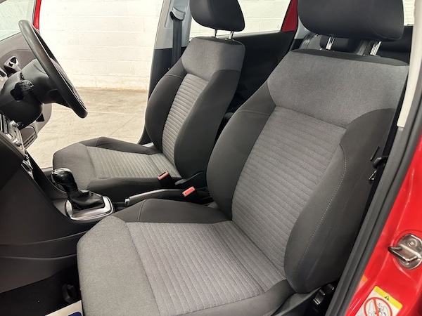 Used Volkswagen Polo 2010 for sale - 76266530: Photo 28