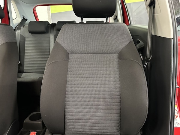 Used Volkswagen Polo 2010 for sale - 76266530: Photo 29