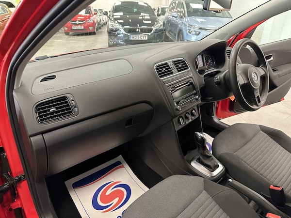 Used Volkswagen Polo 2010 for sale - 76266530: Photo 31