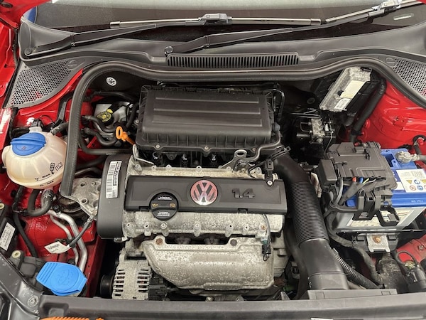Used Volkswagen Polo 2010 for sale - 76266530: Photo 32
