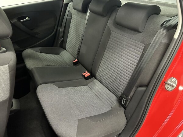 Used Volkswagen Polo 2010 for sale - 76266530: Photo 35