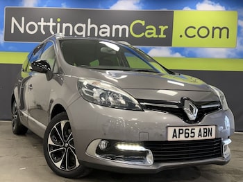 Used Renault Grand Scenic 2015 for sale - 78930767: Photo