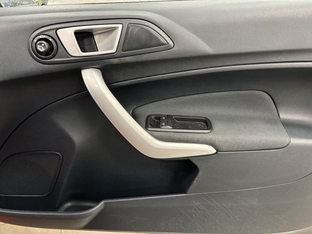 Used Ford Fiesta 2012 for sale - 77477348: Photo 15