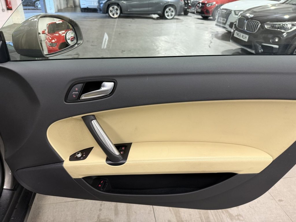 Used Audi TT 2012 for sale - 76178350: Photo 13