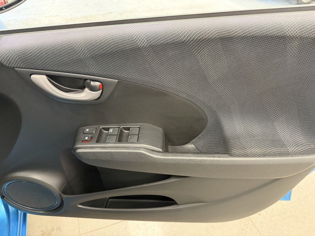 Used Honda Jazz 2011 for sale - 78200882: Photo 14