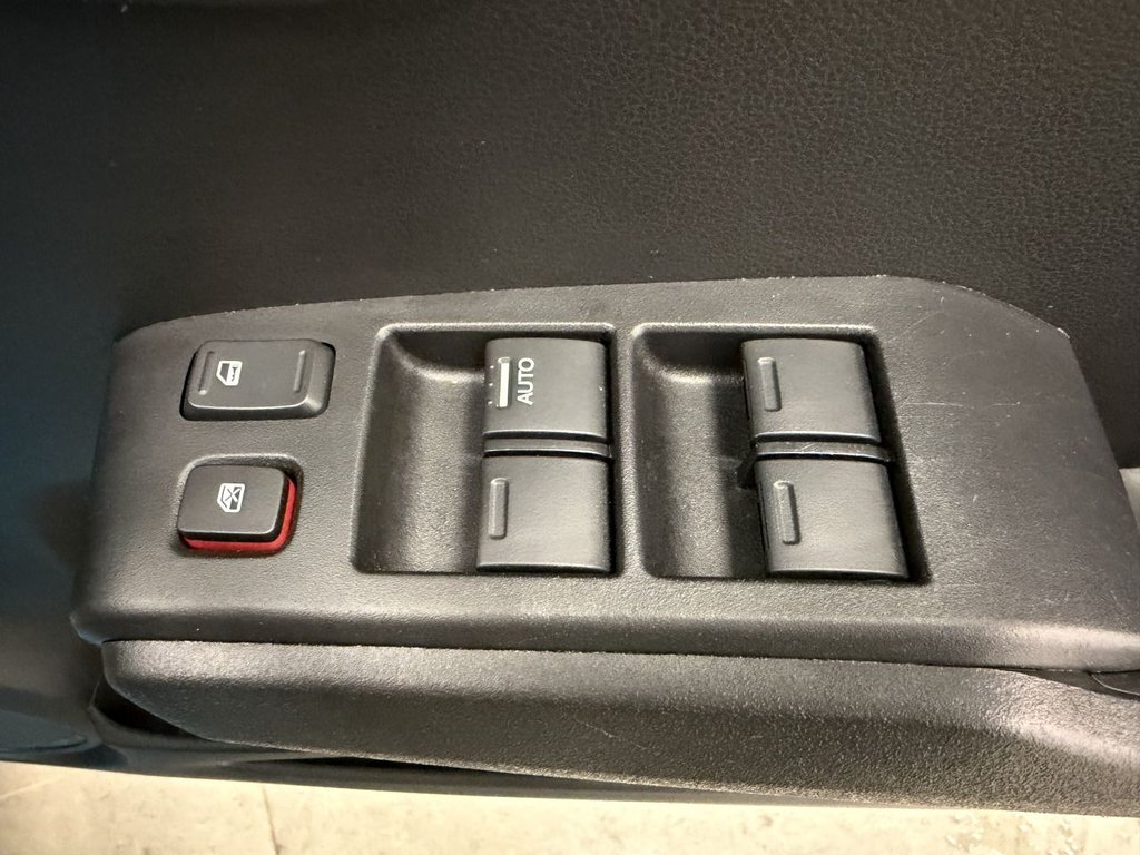 Used Honda Jazz 2011 for sale - 78200882: Photo 15