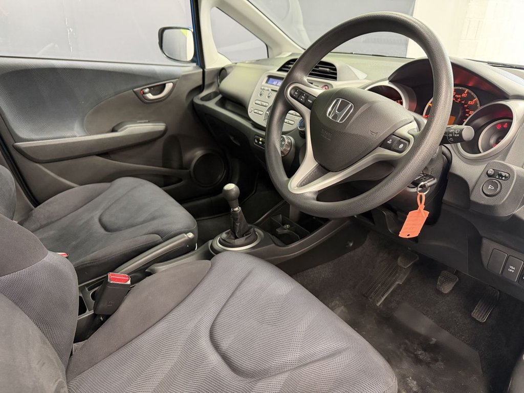 Used Honda Jazz 2011 for sale - 78200882: Photo 16
