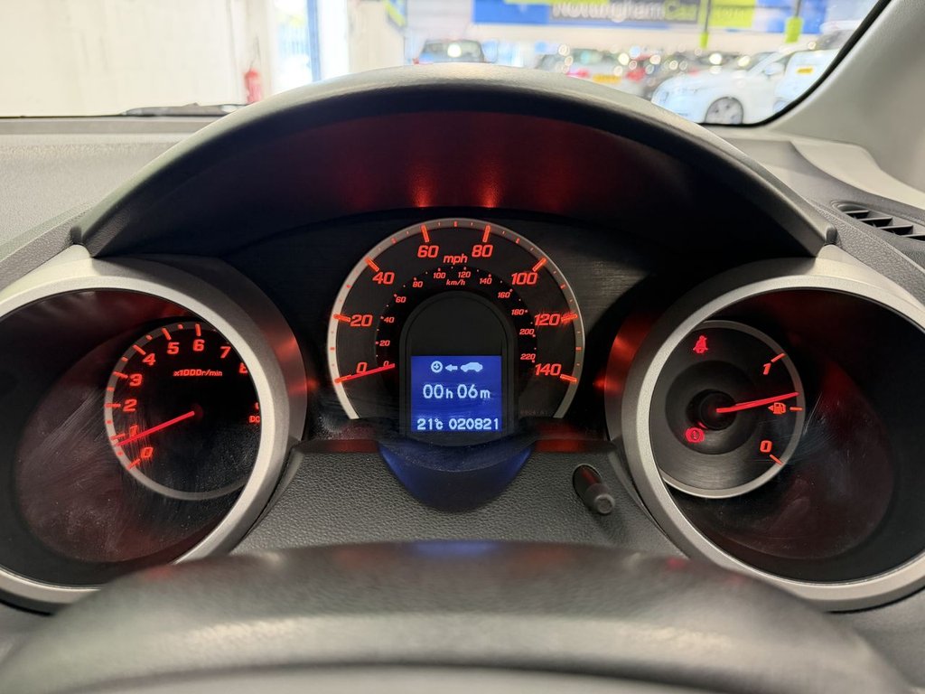 Used Honda Jazz 2011 for sale - 78200882: Photo 18