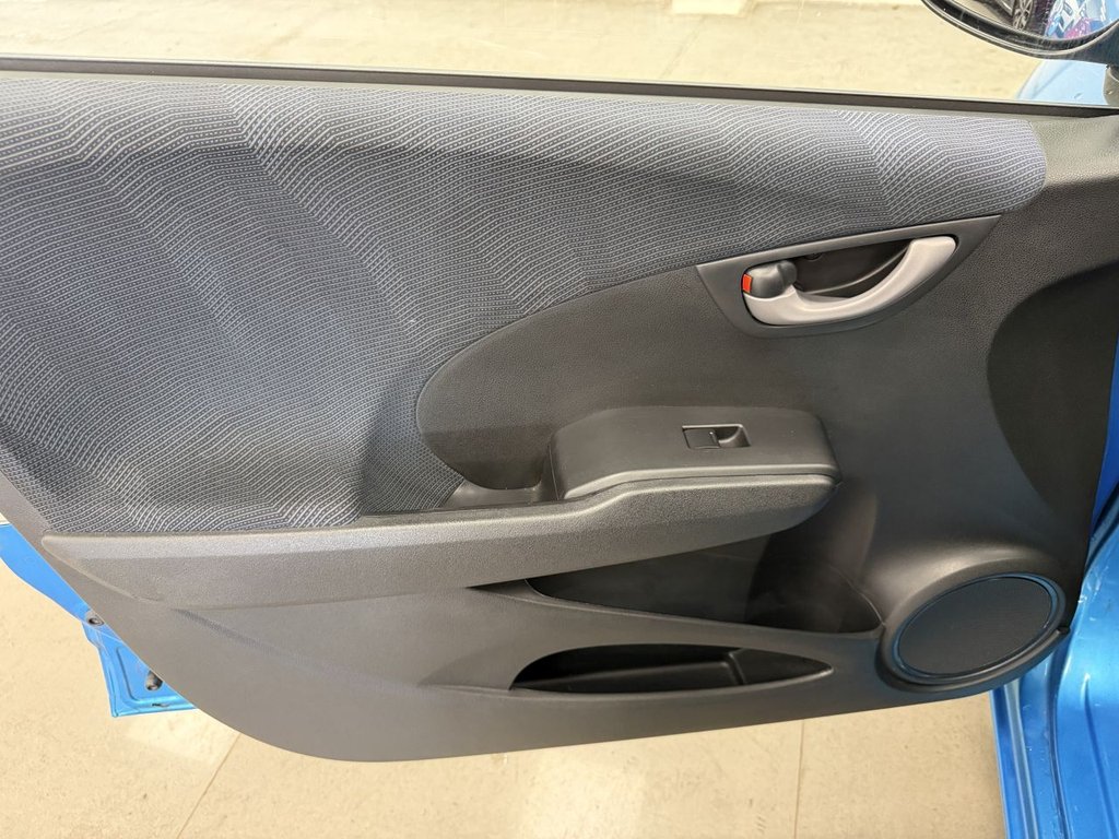 Used Honda Jazz 2011 for sale - 78200882: Photo 24