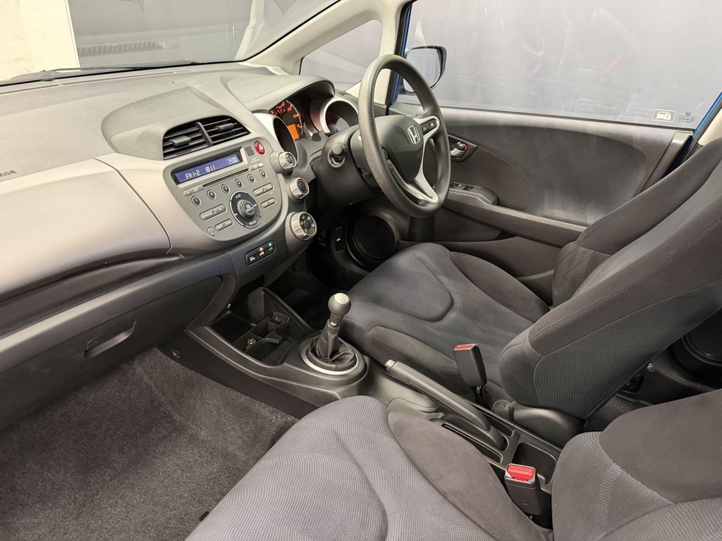 Used Honda Jazz 2011 for sale - 78200882: Photo 25