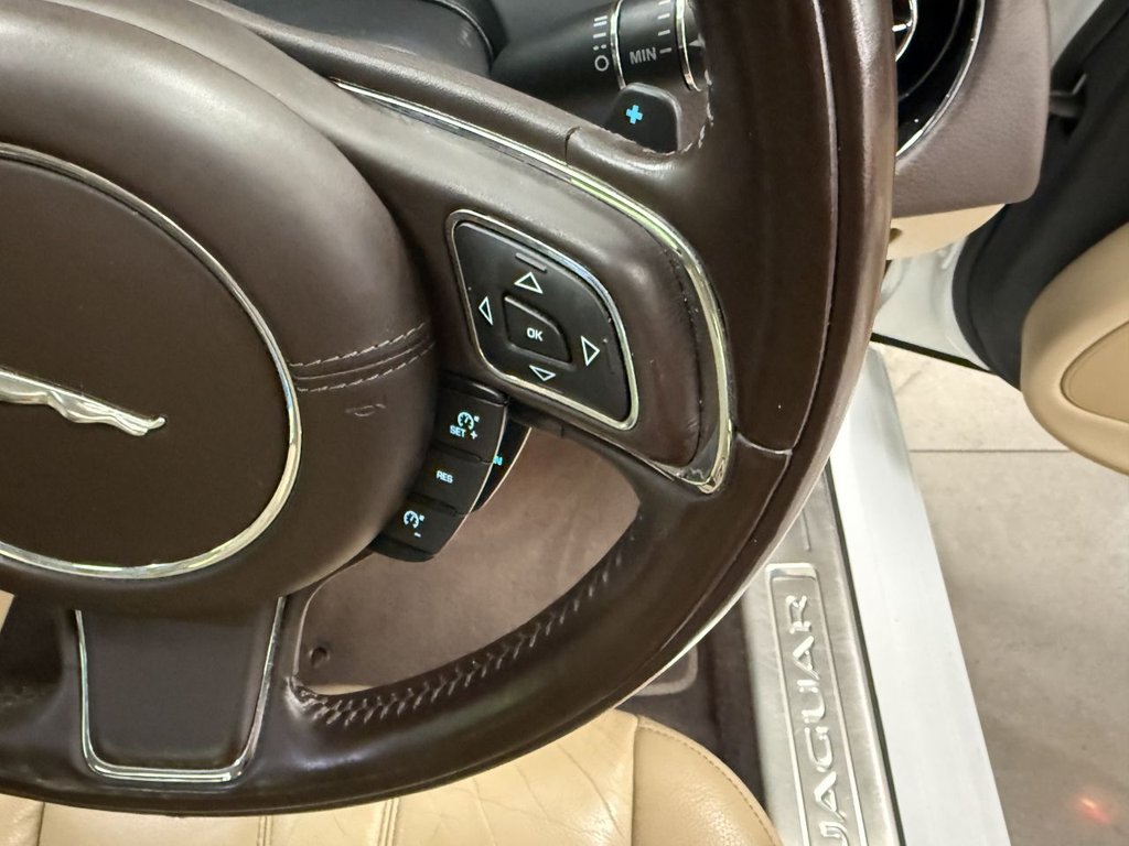 Used Jaguar XJ 2016 for sale - 76962050: Photo 23