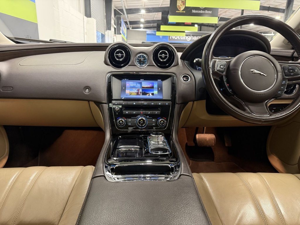 Used Jaguar XJ 2016 for sale - 76962050: Photo 24