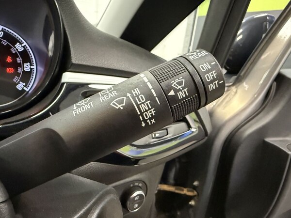 Used Vauxhall Corsa 2014 for sale - 75676000: Photo 23