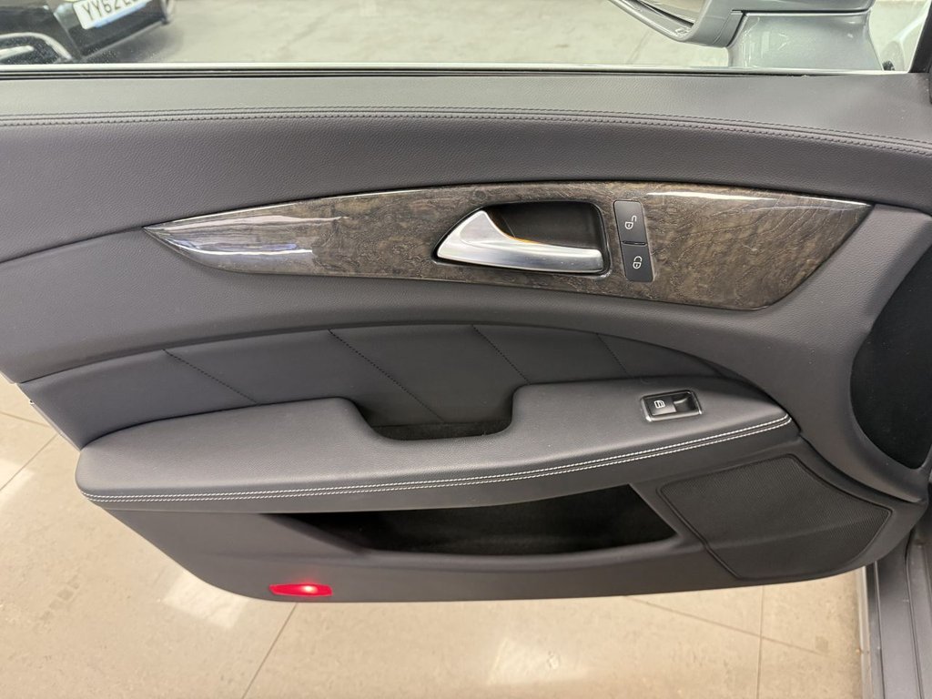 Used Mercedes-Benz CLS 2012 for sale - 76445763: Photo 29