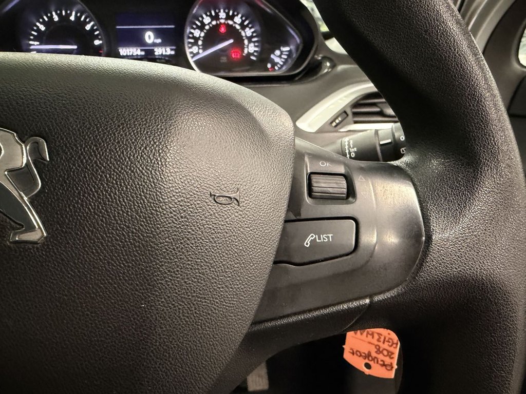 Used Peugeot 208 2013 for sale - 78167384: Photo 20