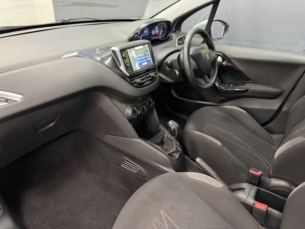 Used Peugeot 208 2013 for sale - 78167384: Photo 32