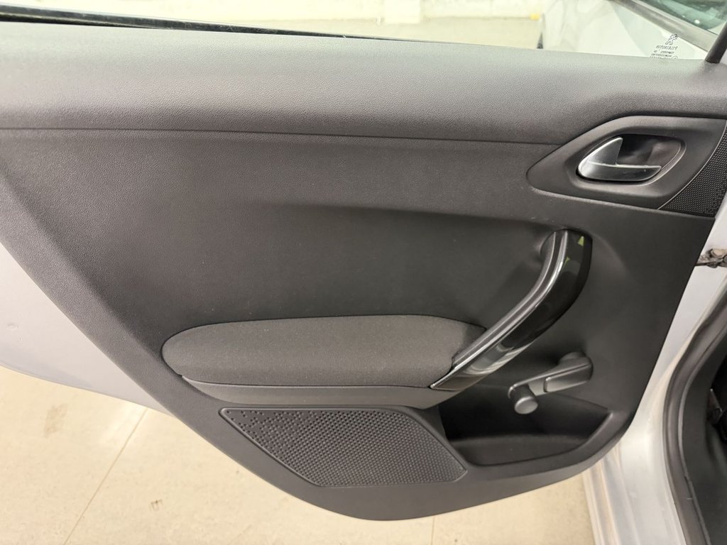 Used Peugeot 208 2013 for sale - 78167384: Photo 39