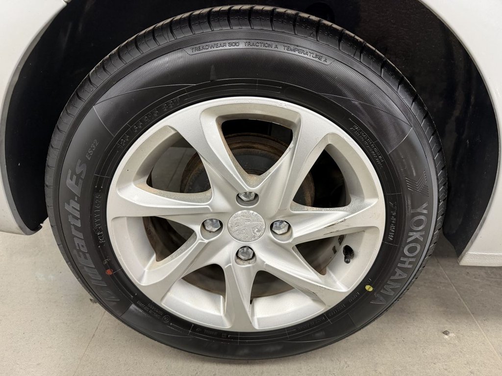 Used Peugeot 208 2013 for sale - 78167384: Photo 41