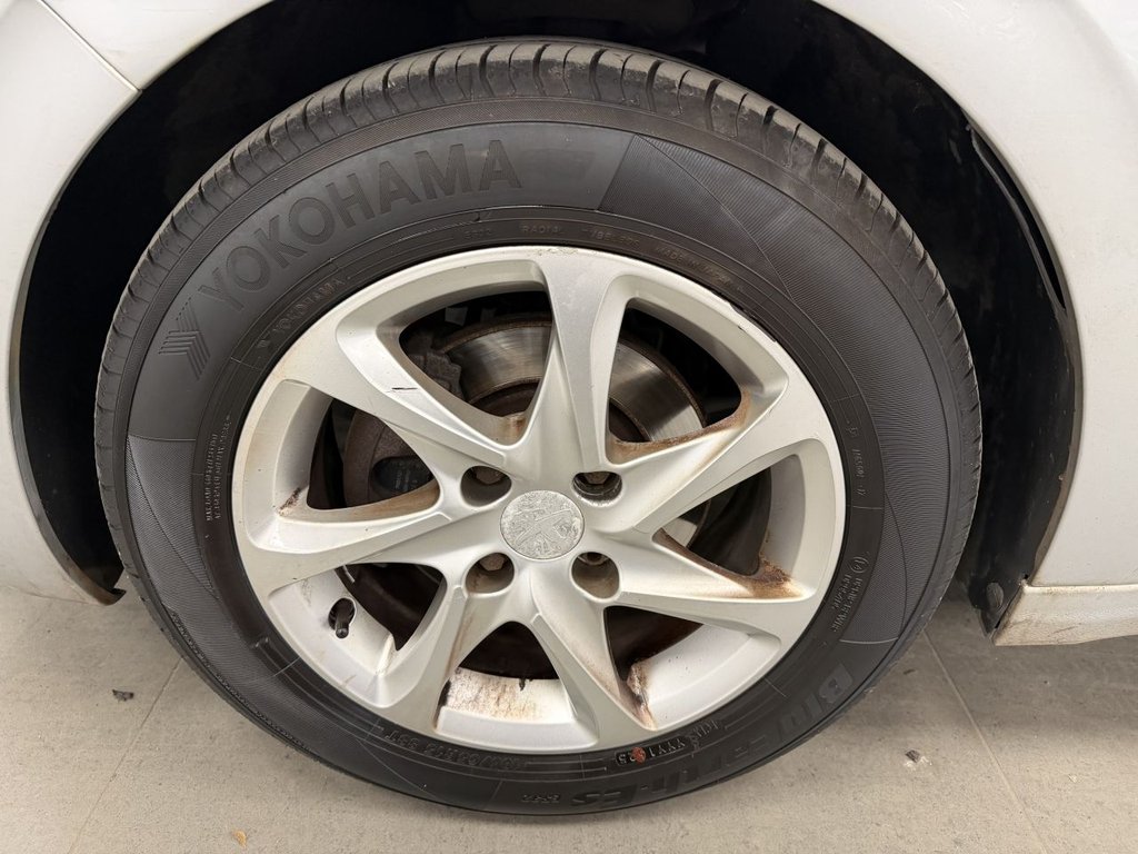 Used Peugeot 208 2013 for sale - 78167384: Photo 43