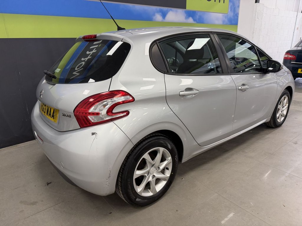 Used Peugeot 208 2013 for sale - 78167384: Photo 5