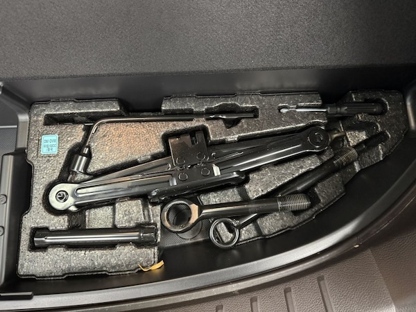 Used Hyundai Santa Fe 2013 for sale - 75397220: Photo 46