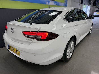Used Vauxhall Insignia 2018 for sale - 79166098: Photo