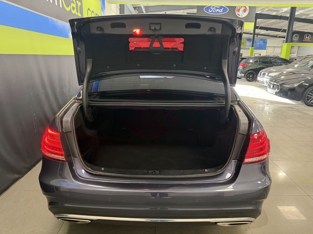 Used Mercedes-Benz E Class 2015 for sale - 76396438: Photo 12