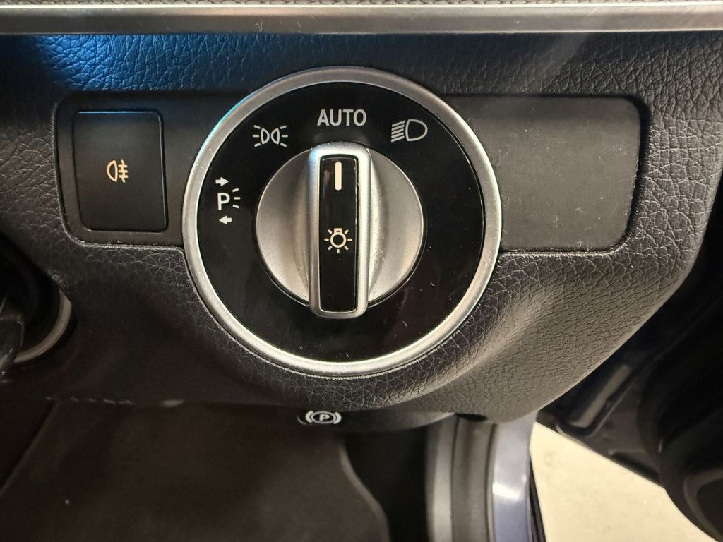 Used Mercedes-Benz E Class 2015 for sale - 76396438: Photo 22