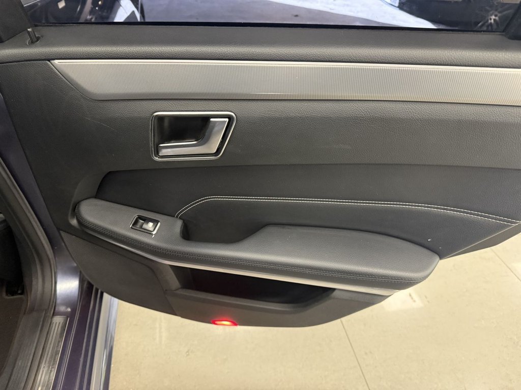 Used Mercedes-Benz E Class 2015 for sale - 76396438: Photo 38