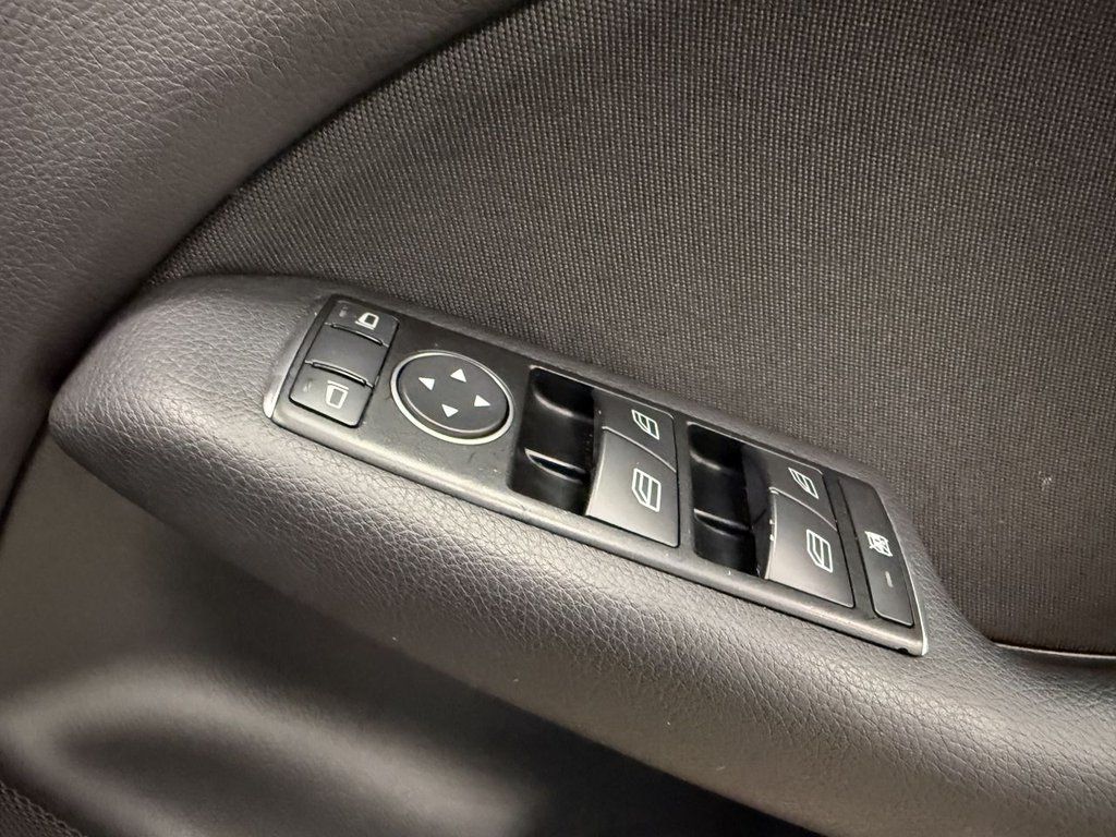 Used Mercedes-Benz B Class 2014 for sale - 76386176: Photo 16