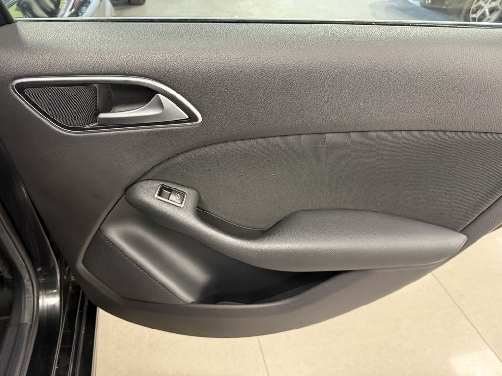 Used Mercedes-Benz B Class 2014 for sale - 76386176: Photo 42