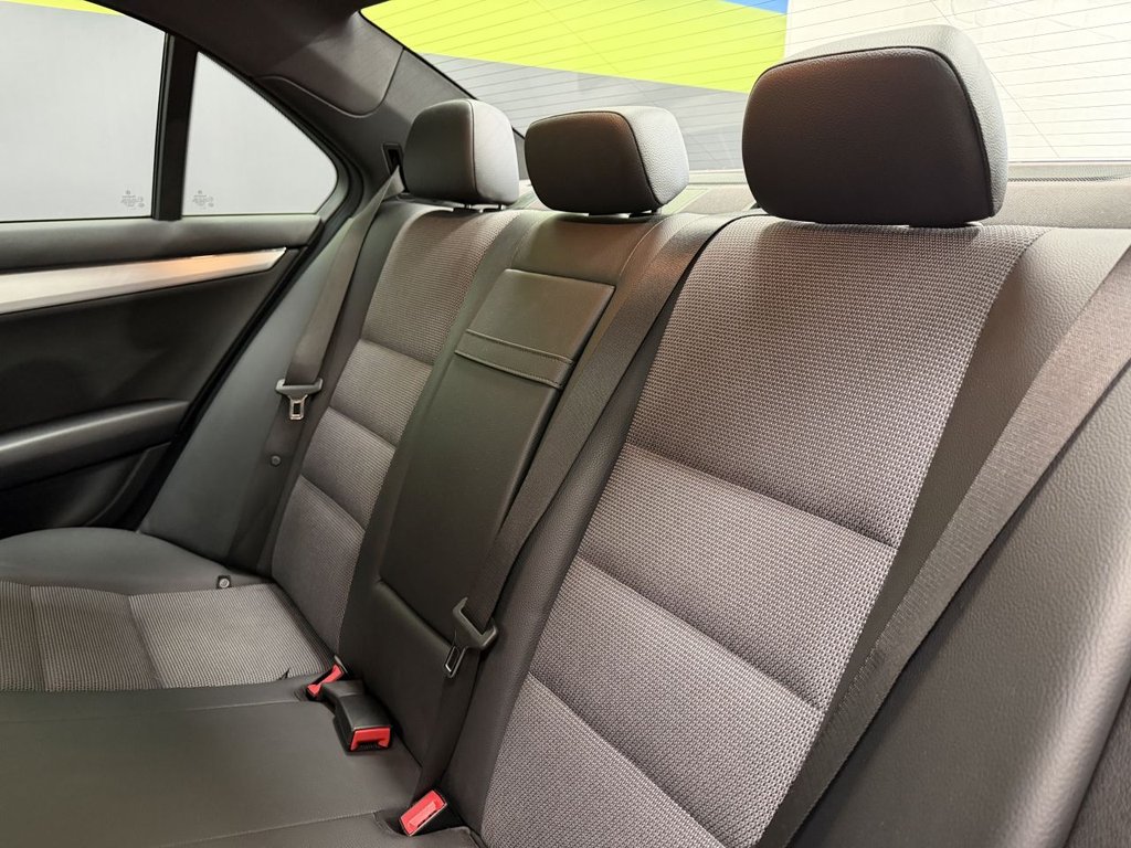 Used Mercedes-Benz C Class 2009 for sale - 77990990: Photo 31