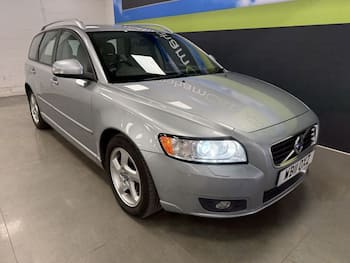 Used Volvo V50 2011 for sale - 79667389: Photo