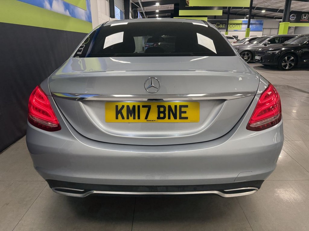 Used Mercedes-Benz C Class 2017 for sale - 76768576: Photo 4