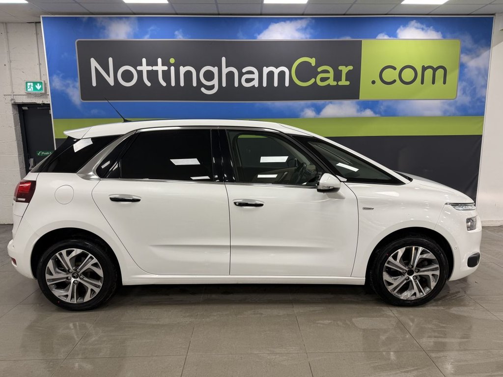 Used Citroen C4 Picasso 2015 for sale - 76973642: Photo 5