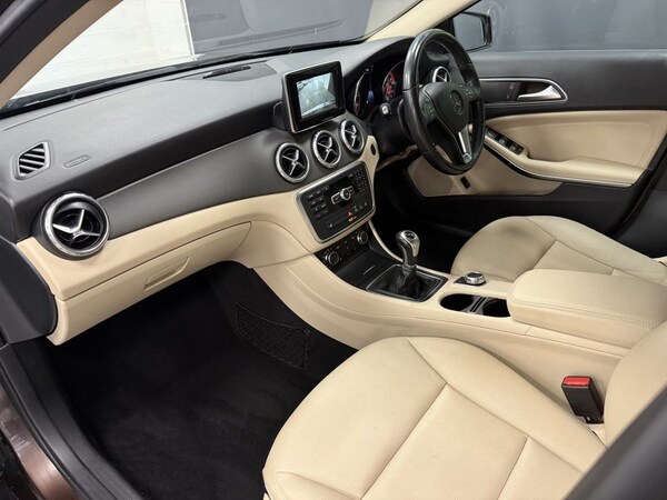 Used Mercedes-Benz GLA 2015 for sale - 76185450: Photo 30