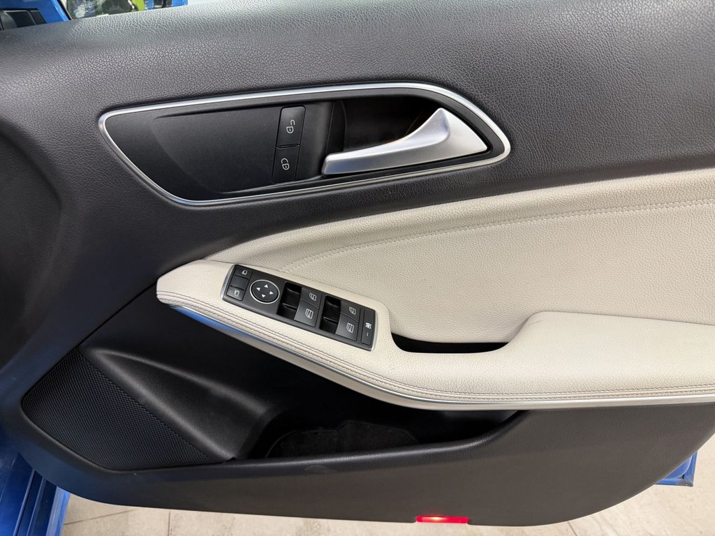 Used Mercedes-Benz A-Class 2016 for sale - 77820835: Photo 11