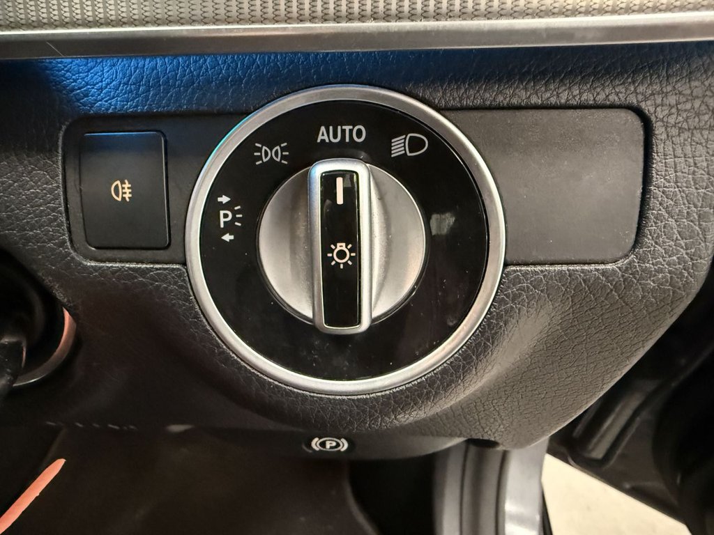 Used Mercedes-Benz E-Class 2015 for sale - 76081086: Photo 24