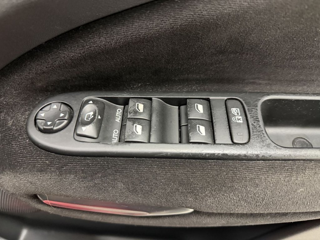 Used Citroen C3 Picasso 2015 for sale - 77693441: Photo 14